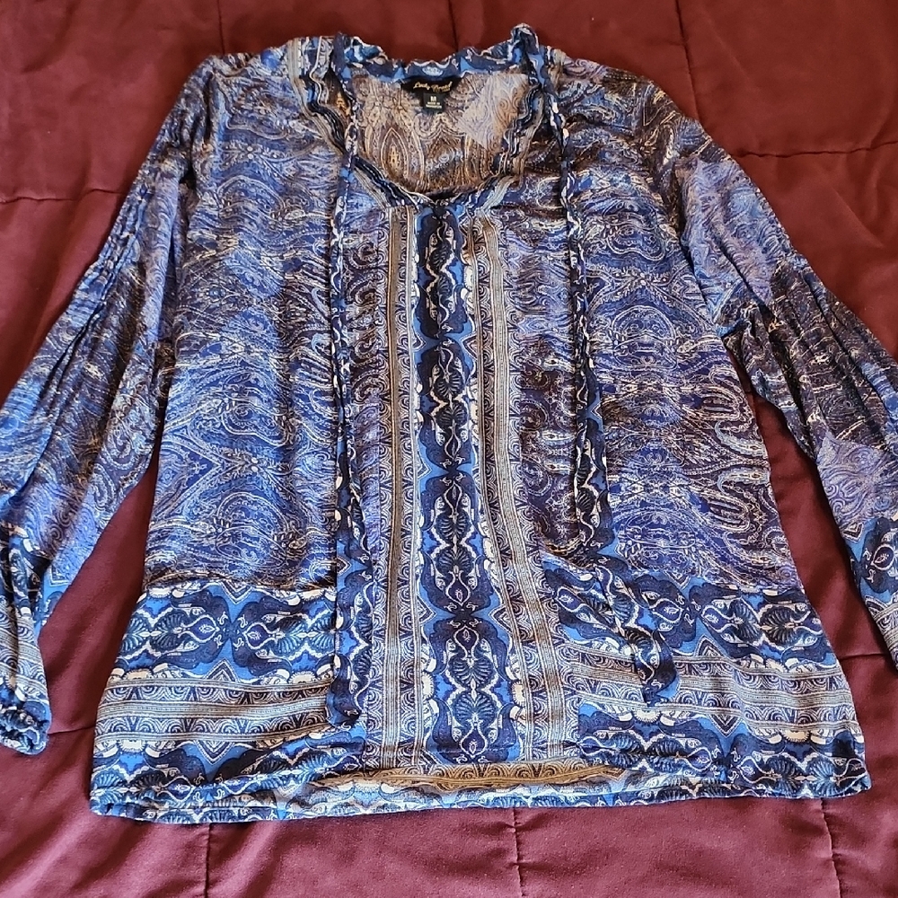 Lucky Brand Blue and Tan Paisley Blouse